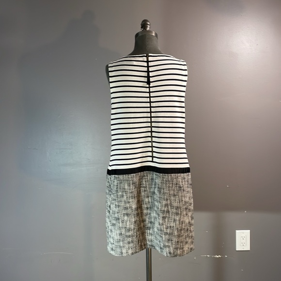 Loft dress in size 12  - 100% cotton.  Tweed looking bottom - French inspired - Picture 4 of 17